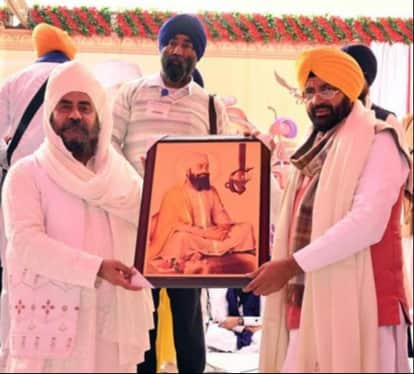 Chief Minister conveys the message of sacrifice given by Guru Tegh Bahadur Ji