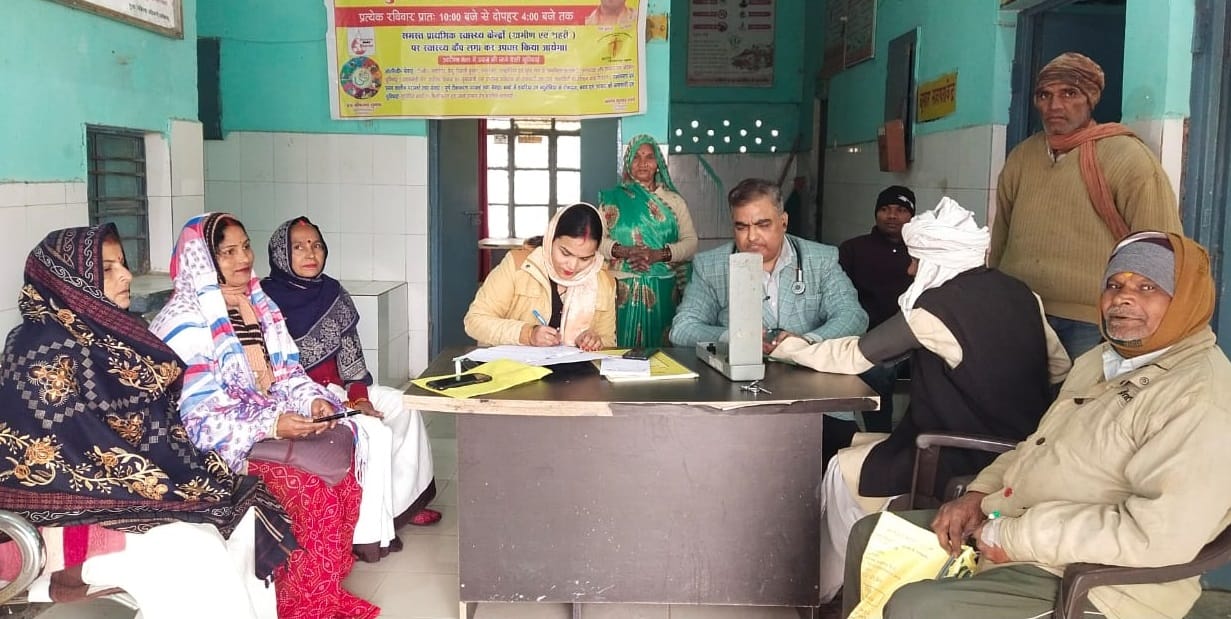 Patients suffering from seasonal diseases reached the health fair for treatment.