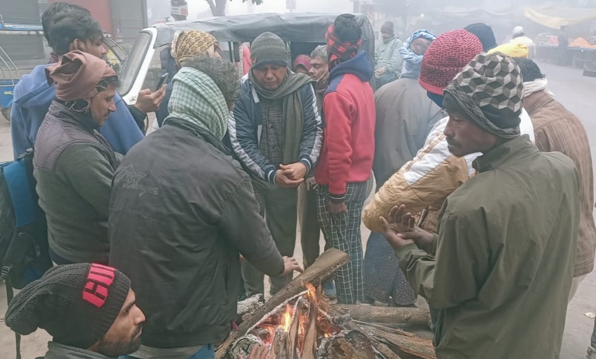 A two-degree rise in temperature, coupled with winds coming from the mountains, caused a chill.