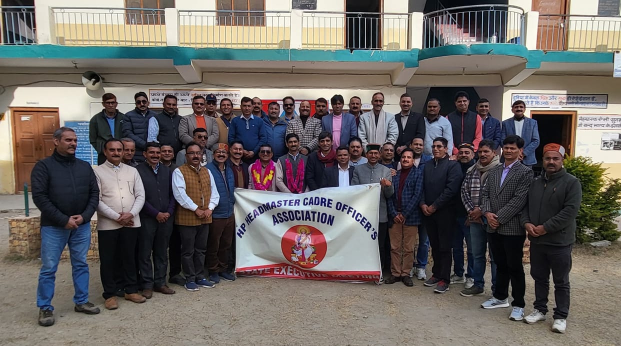 Ravidas became the district head of the State Headmaster Officer Cadre Association.