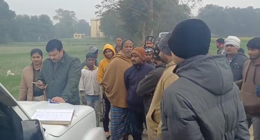 Muzaffarpur Bihar news : criminal looted cash form csp owner with gun point police investigate
