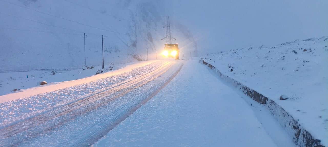 द्रास में भारी बर्फबारी, स्रोत - सोशल मीडिया