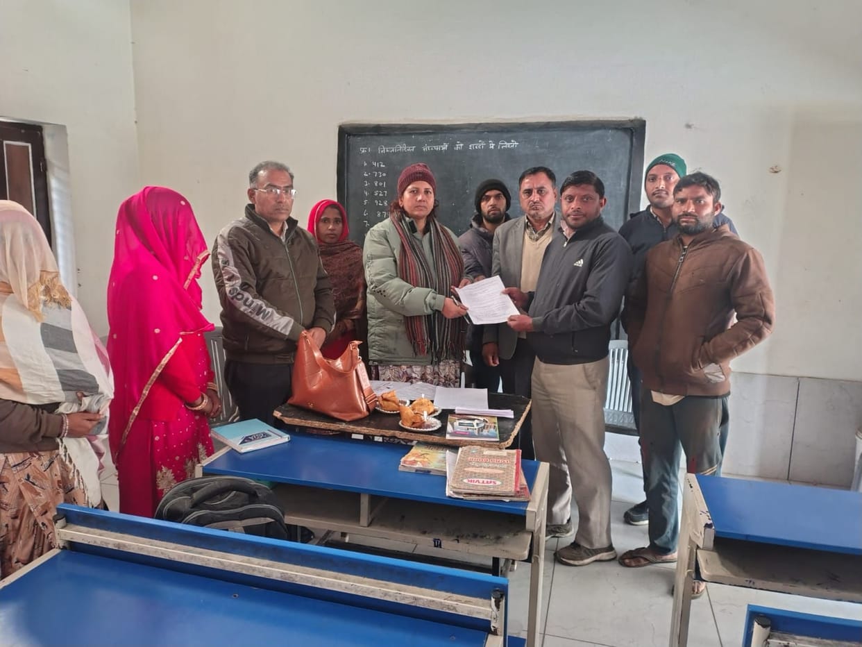 Two primary school teachers have been accused of corruption.