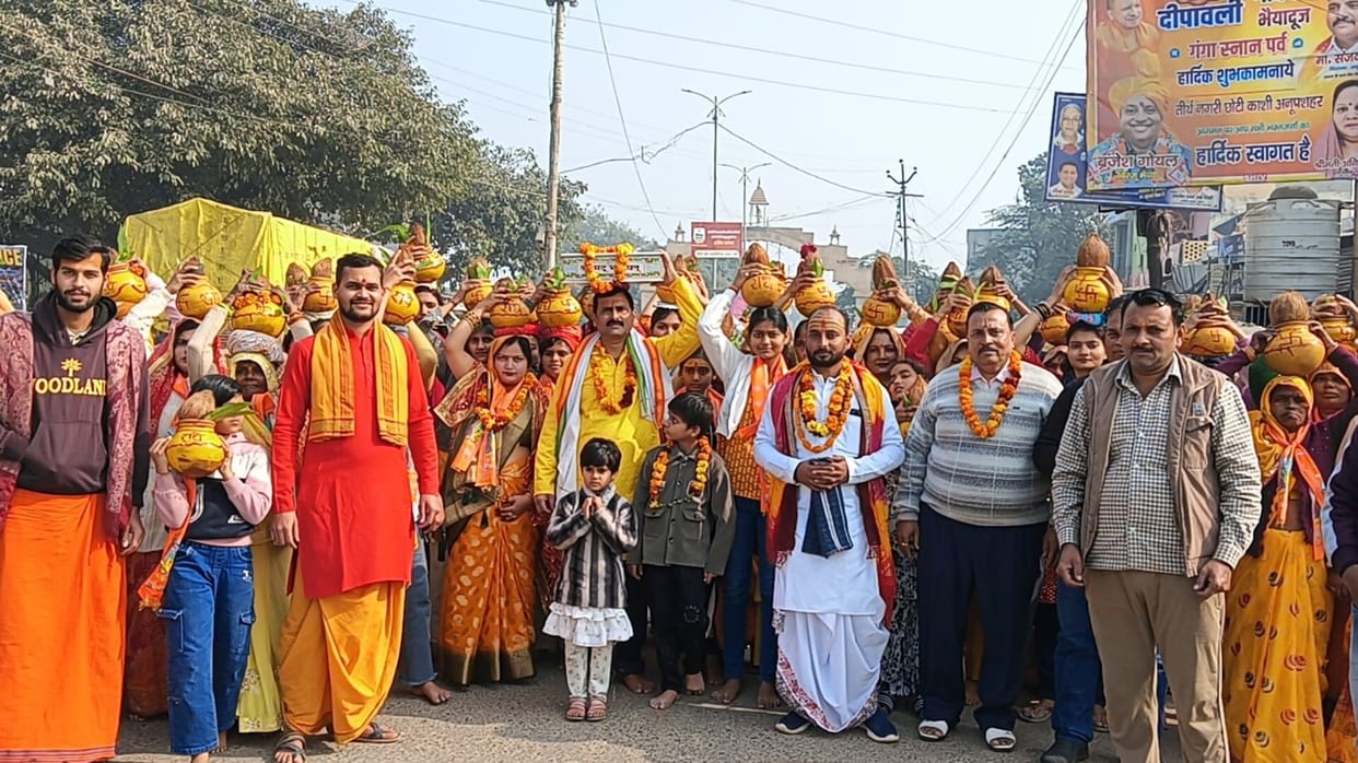 108 women carried urns on their heads and took out a procession.