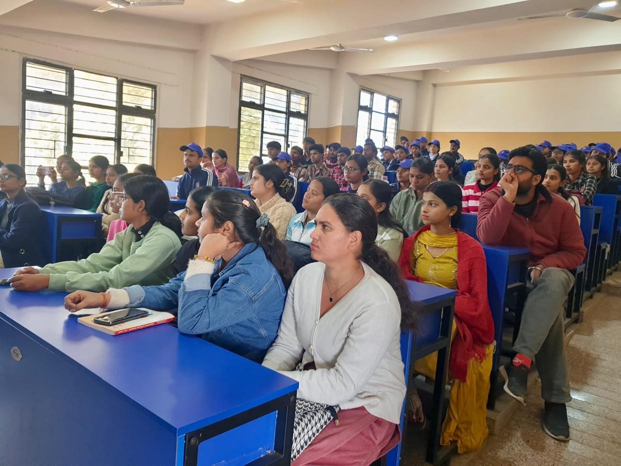 Career tips given to students at Barotiwala College