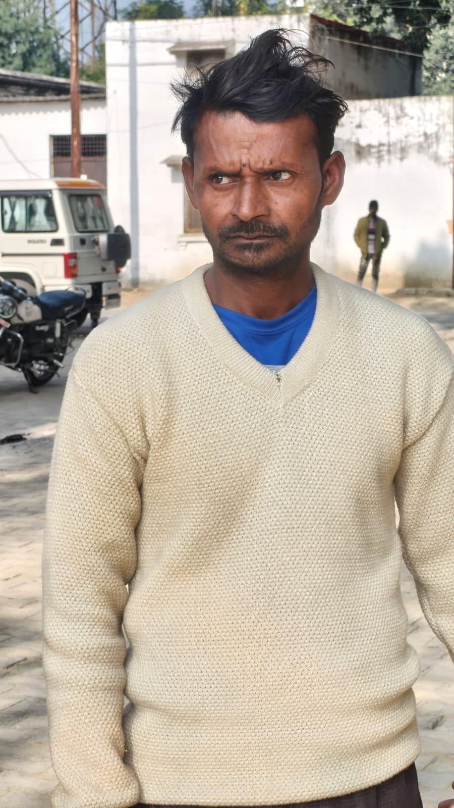 Ravindra was murdered because of an illicit relationship.