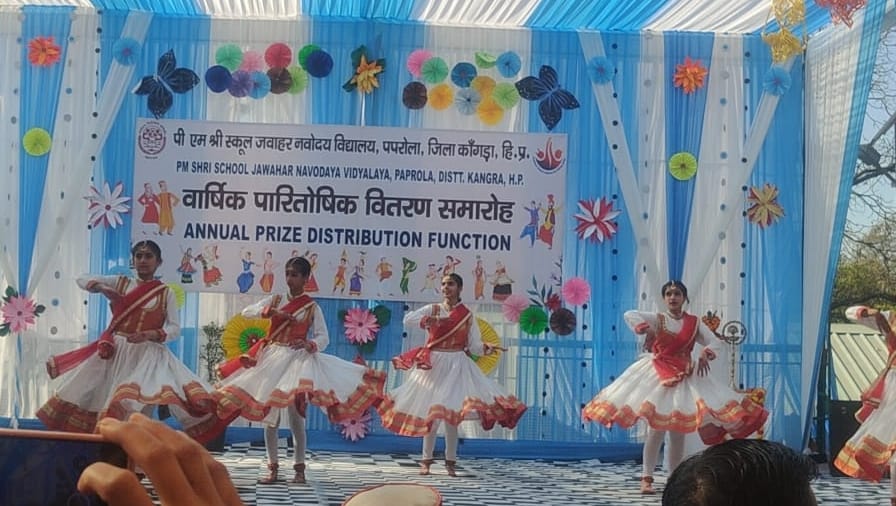 Manmohan dance performance garnered a lot of applause.