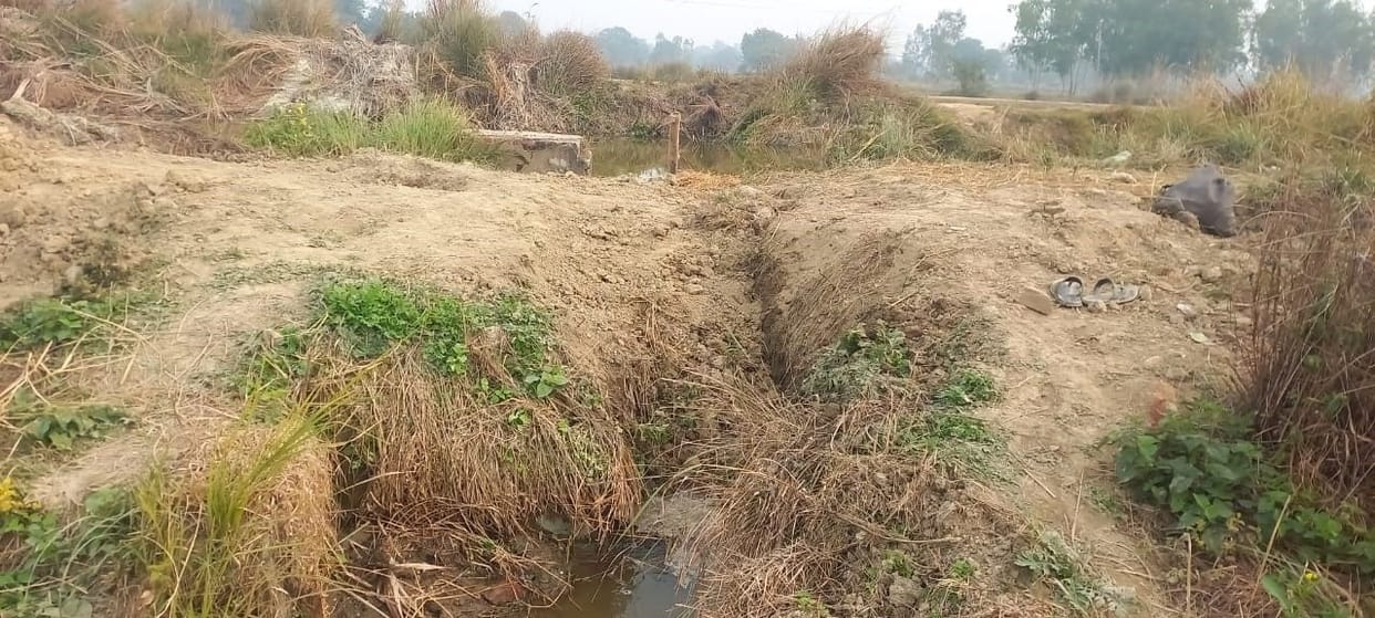 30 bigha crops submerged due to Kusmi minor cutting