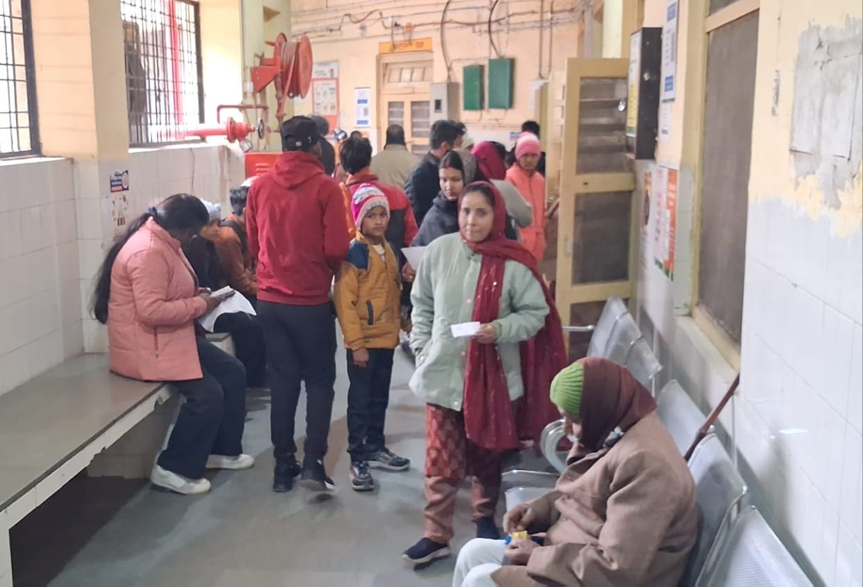 Patients arriving with ear, nose and throat problems