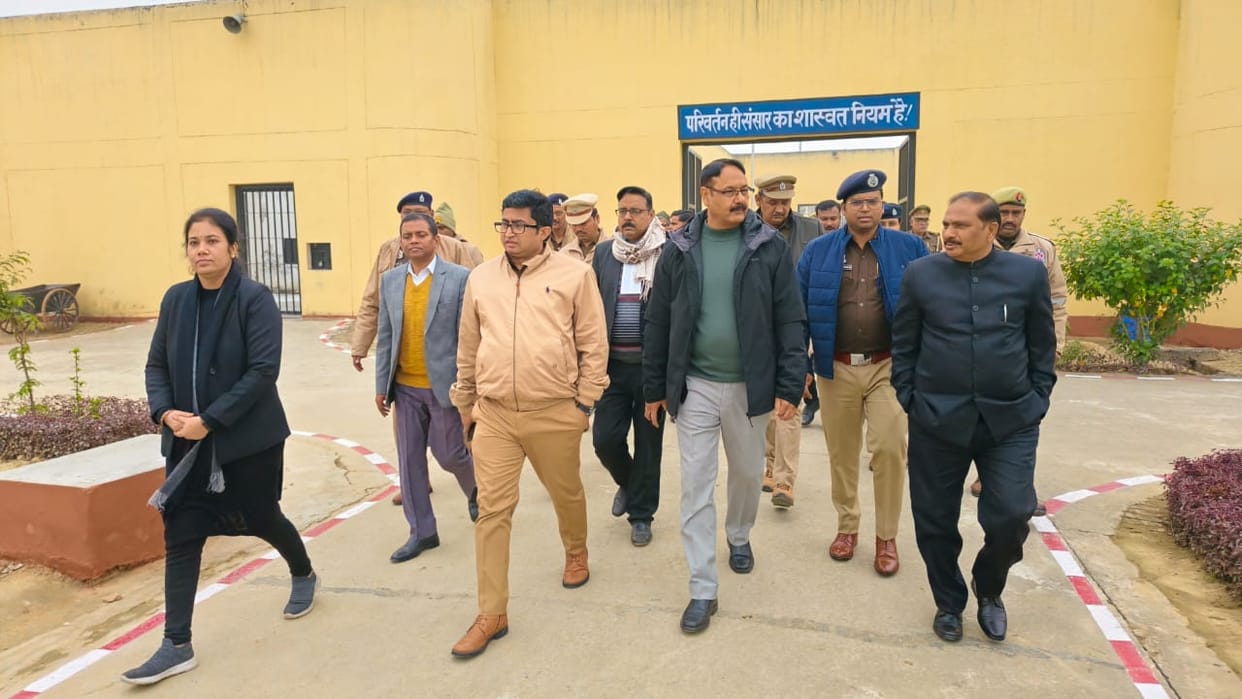 Prohibited items must not enter the jail: District Judge