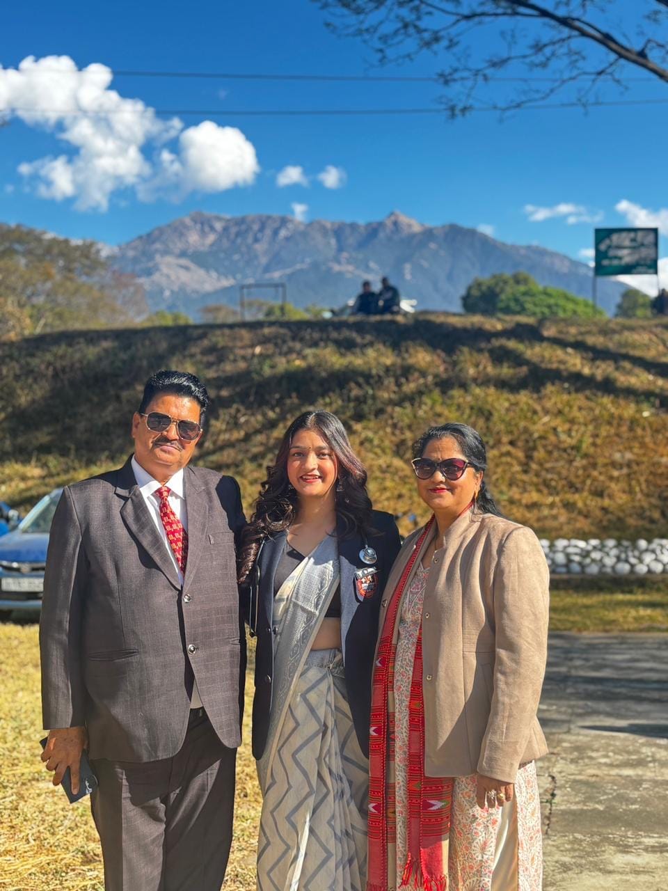 Dr. Ananya Parashar of Nagrota became a veterinary doctor