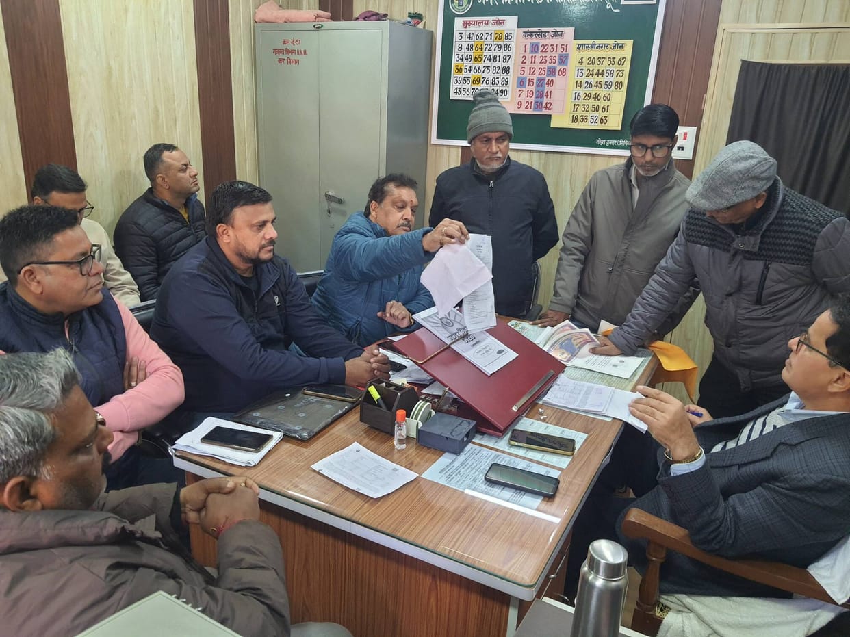 Uproar in the corporation over house tax, councillors created ruckus by alleging corruption