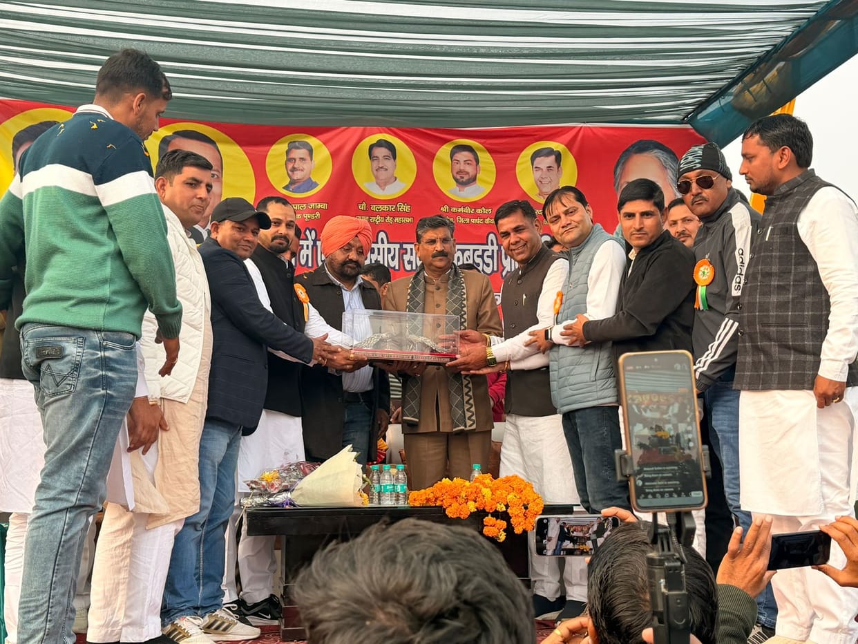 Bahu Akbarpur defeated Morkhi and won the circle kabaddi competition.