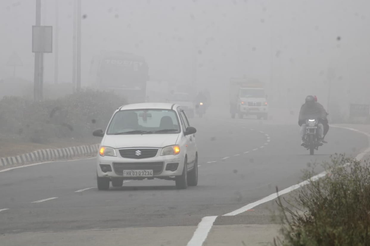 Wind speeds of up to 12 kmph increased chill; AQI 254