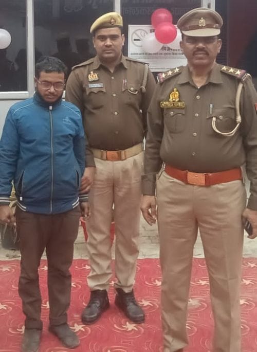 Ravi, accused of killing his father and brother, arrested