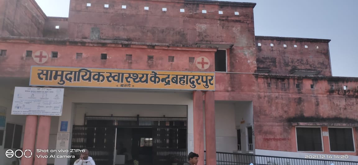 Doctors absent from emergency room at night, injured patients suffering