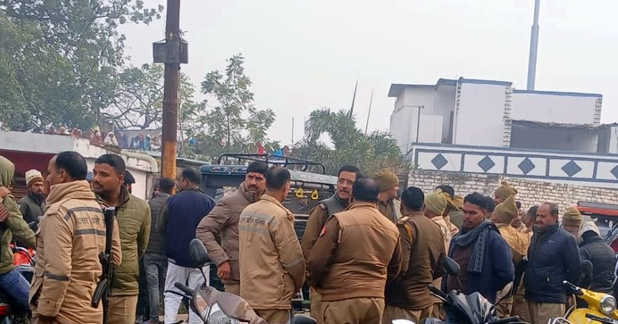 The body of history-sheeter Siraj, who was killed in an encounter, was buried amid tight security.
