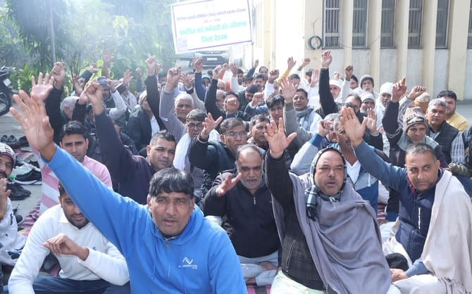 PACS employees will go on strike from December 29th to 31st.