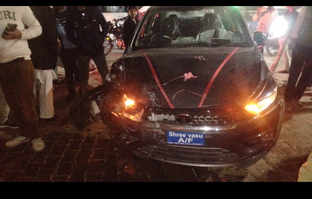 One killed in car-bike collision