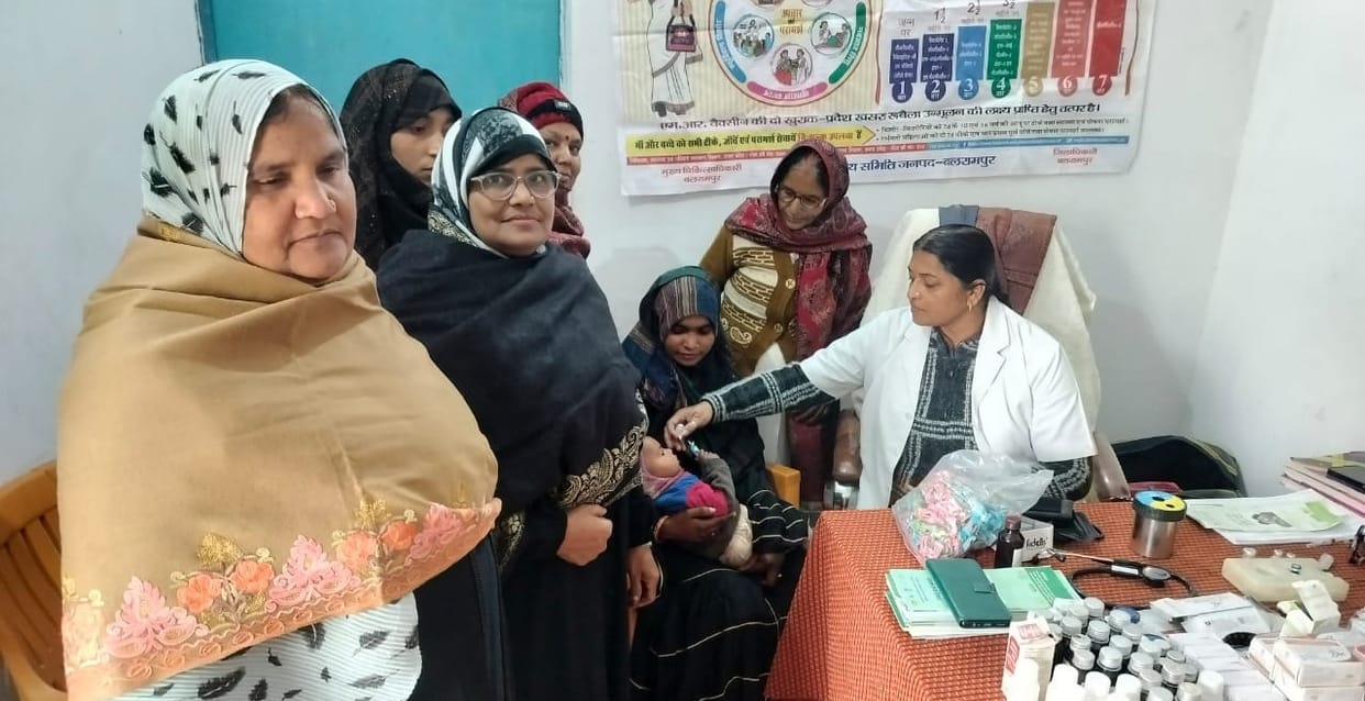 Lessons on nutrition and hygiene taught by setting up camps in 300 villages
