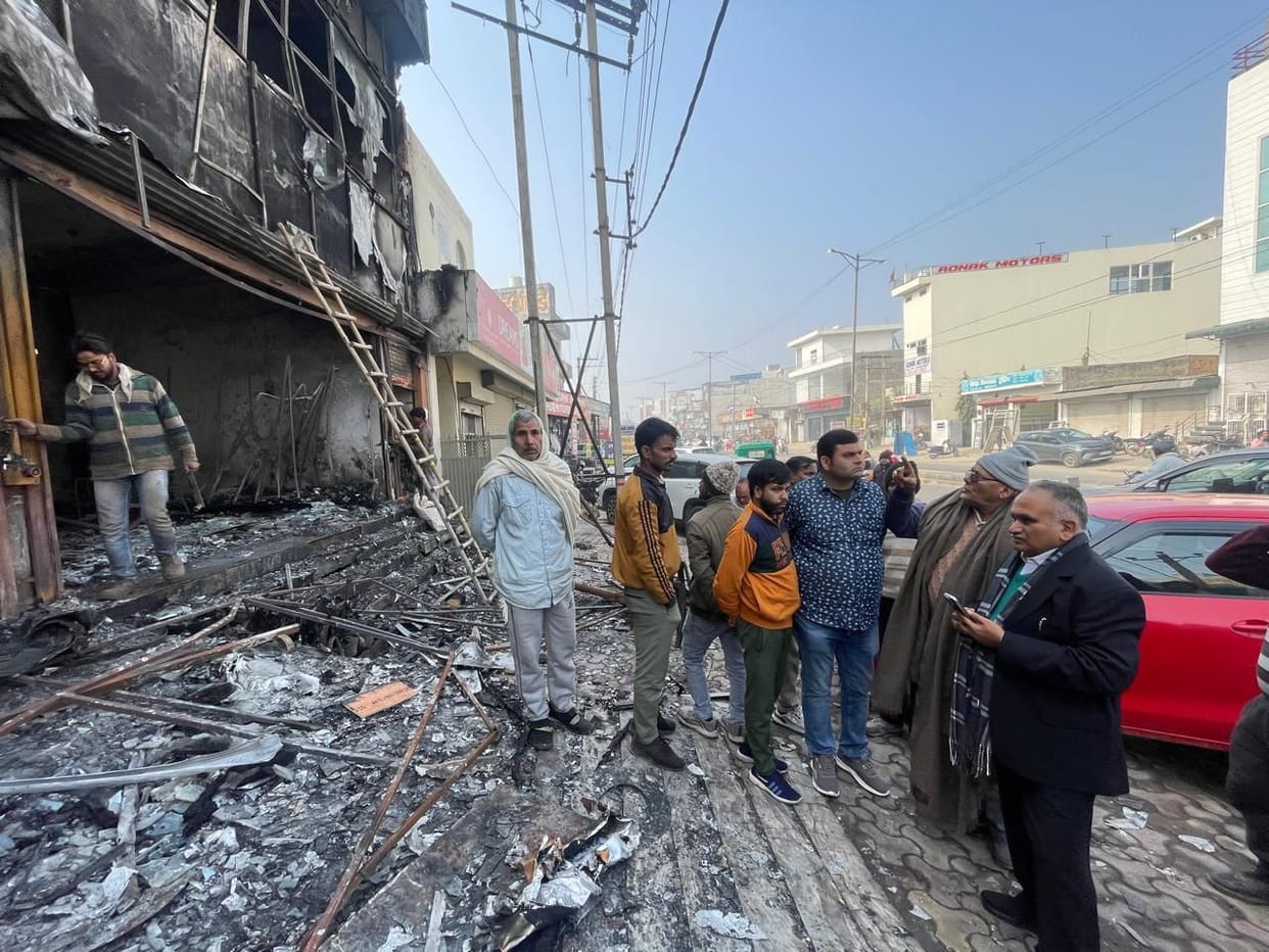 A fire broke out in a furniture showroom, causing a loss of Rs 35 lakh.