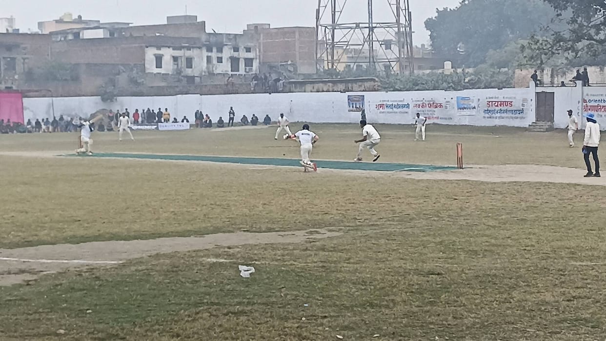 Ayodhya's team reached the final after defeating Varanasi.