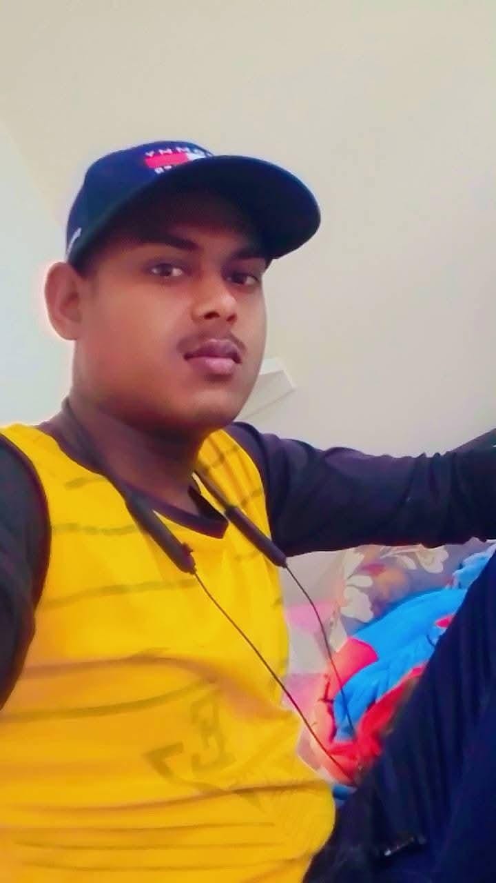 Shubham Kumar, a youth from Dhamawan village, was murdered in Oman by his friends from Delhi.