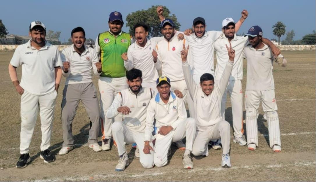 Balaji Cricket Academy winner in senior category
