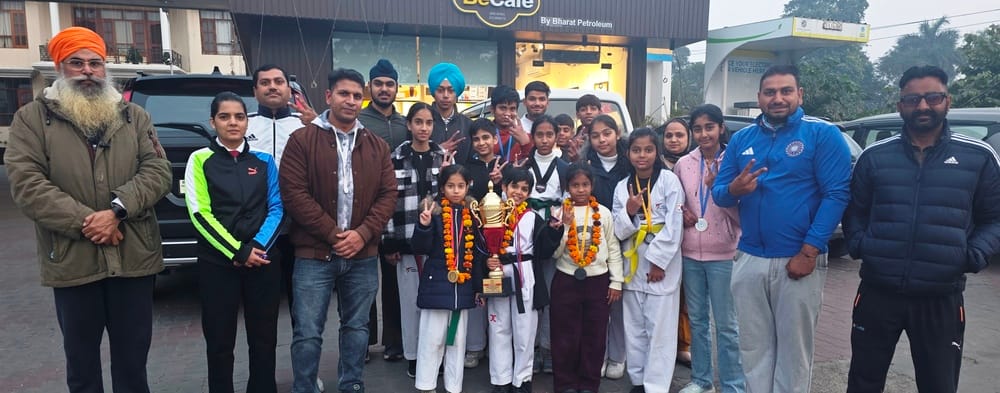 Kurukshetra won the Taekwondo overall trophy.