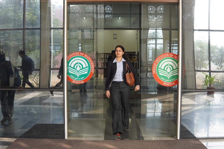 Manu Bhaker begins studying sports management at IIM Rohtak.