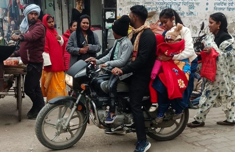 These people don't care about their lives... they're riding their bikes like they're cars.