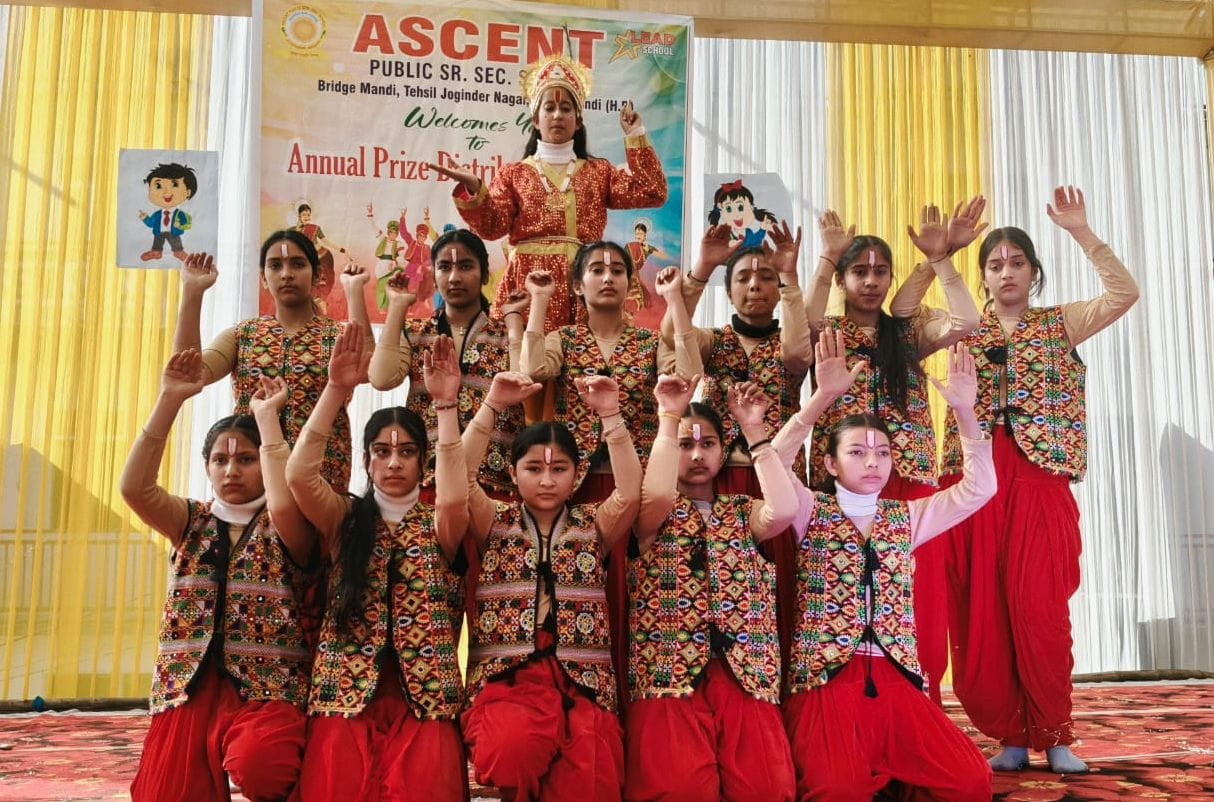 Pahadi Naati and folk dance created a stir