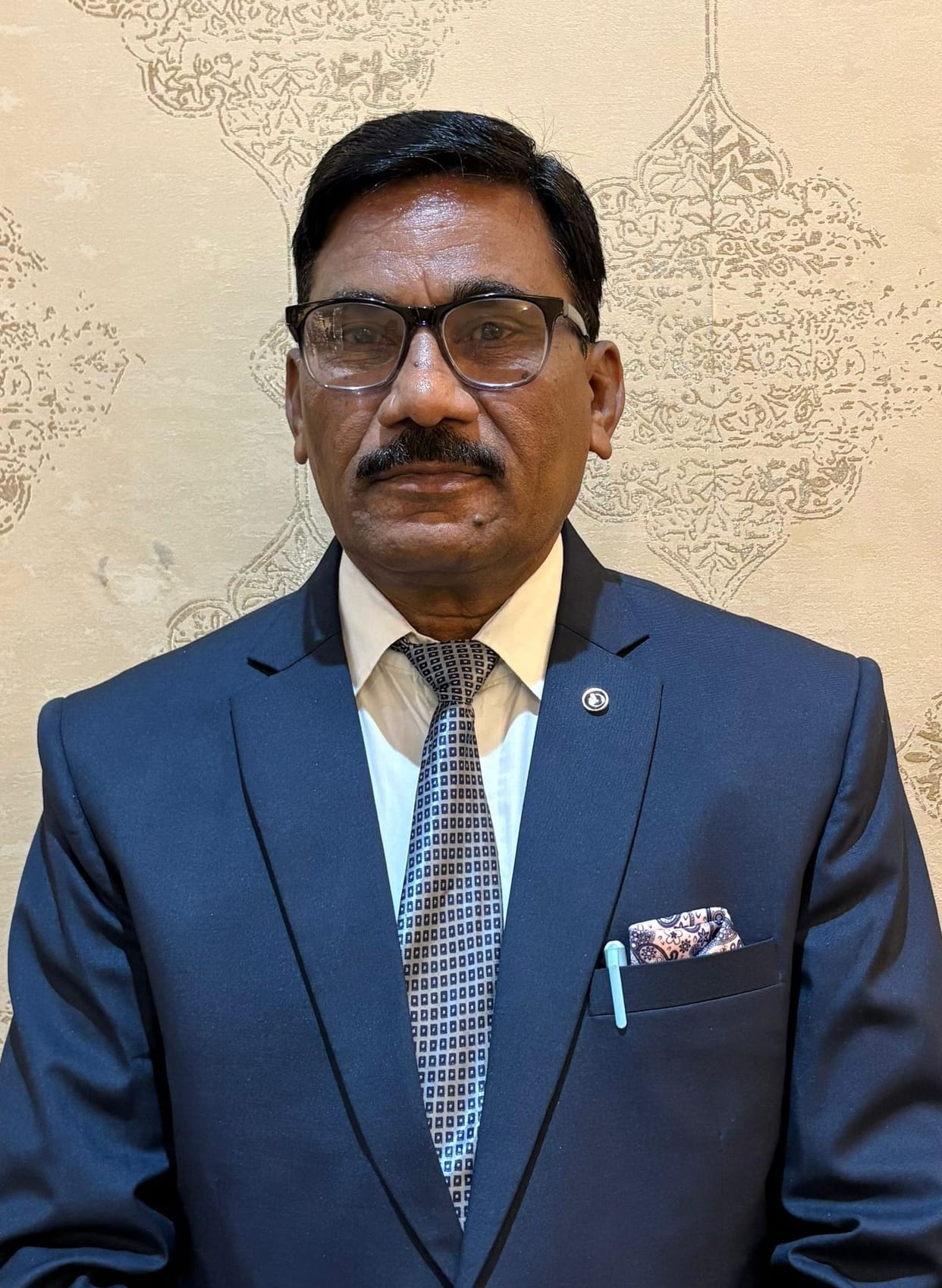 Poet Bhup Singh Bharti received the Atal Smriti Award.