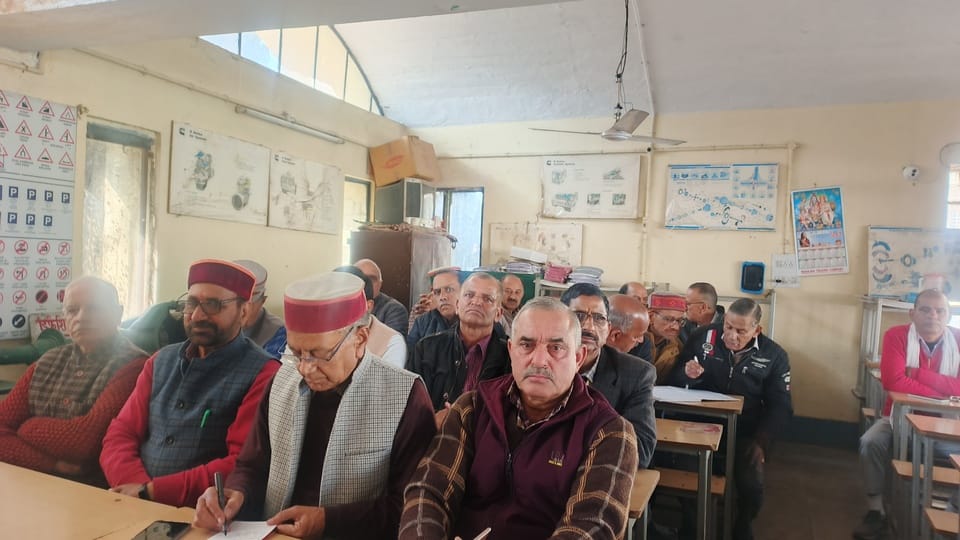 Manohar became the convener of the Pensioner Joint Struggle Committee Hamirpur.