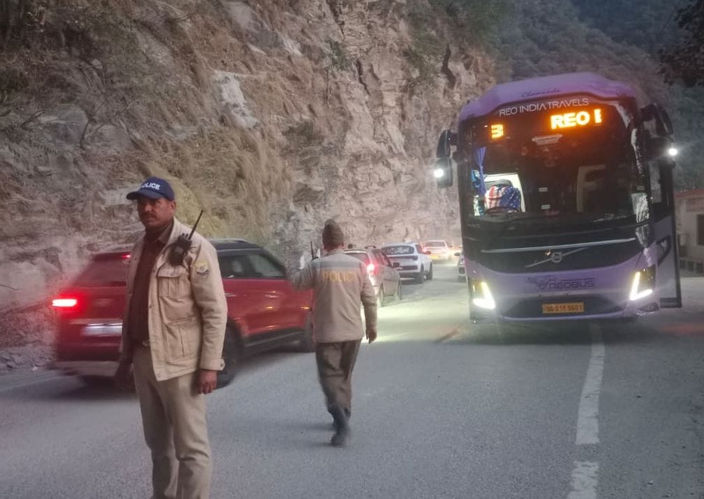 Increased traffic pressure on Mandi-Kullu highway