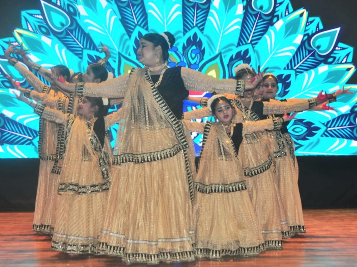 Silver Jubilee: 30 medical teachers honored at the medical college