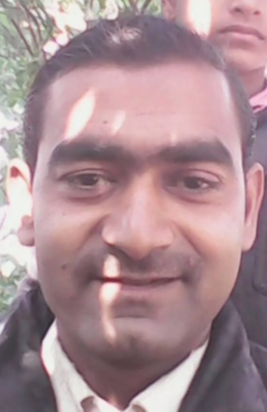 A young man traveling to Delhi died in an accident.
