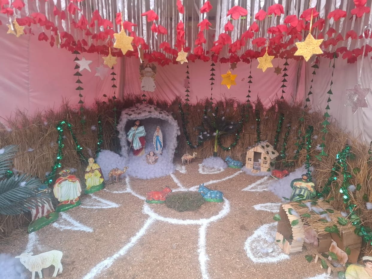 The bells rang at midnight, the Savior came to the manger