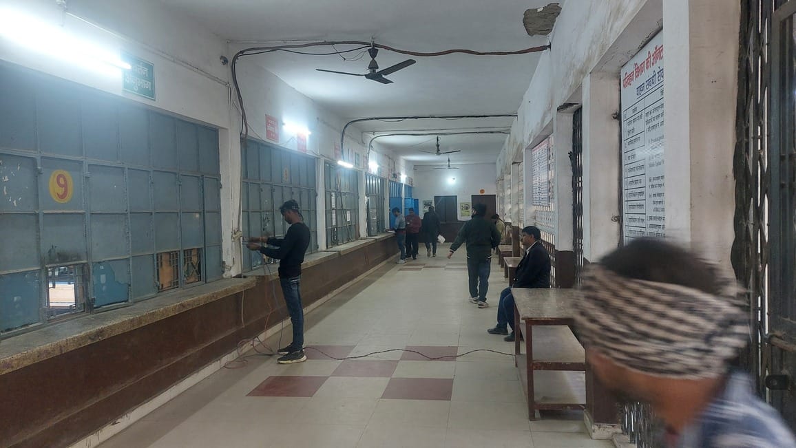 Deputy Transport Commissioner inspects RTO office, public absent