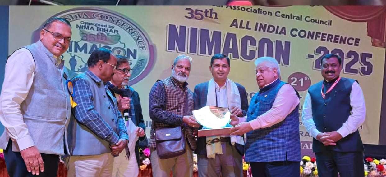 Neema Dadri honored for her outstanding work at the National Seminar