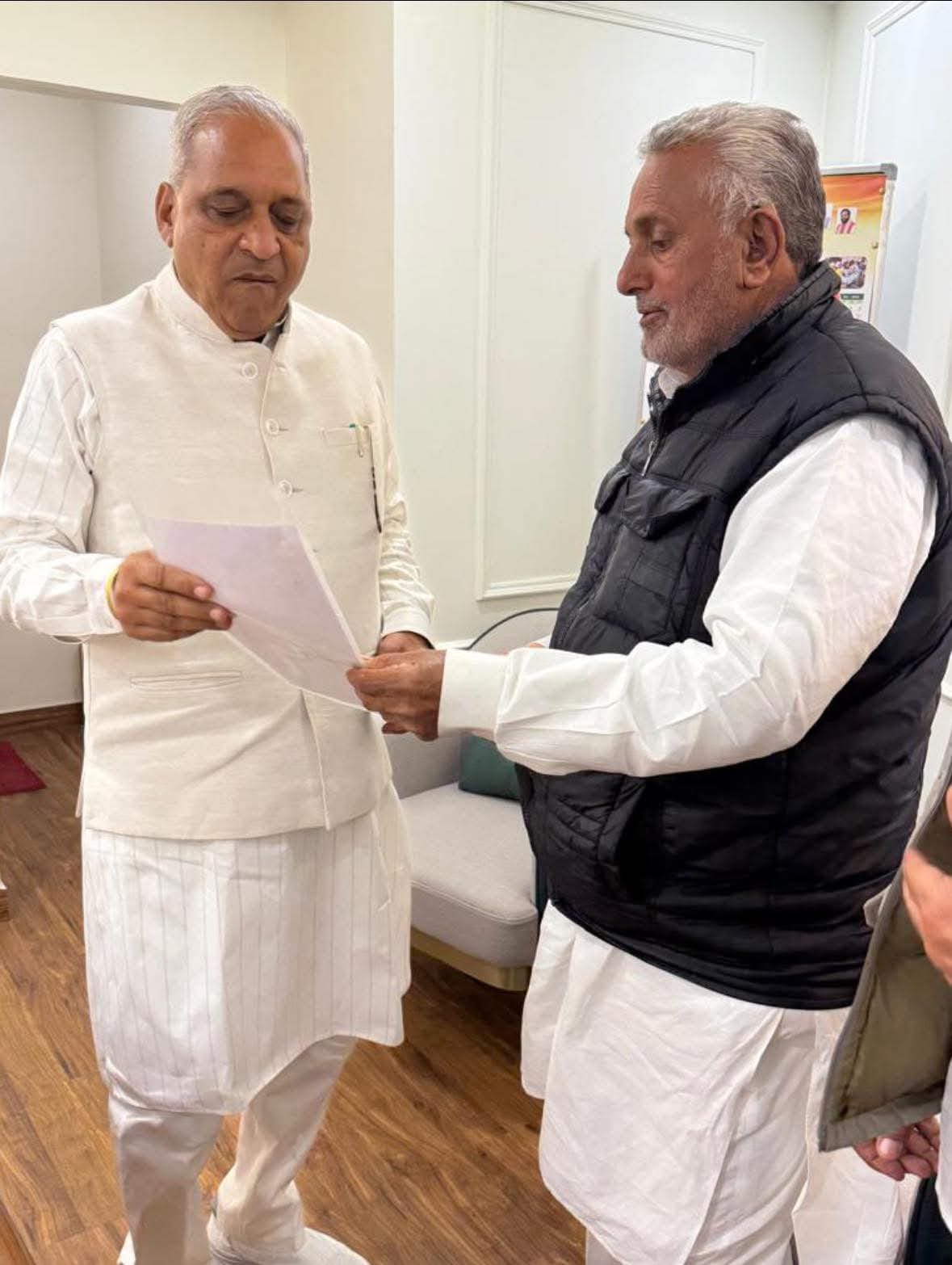 MLA meets Minister Gangwa for development of Ellenabad