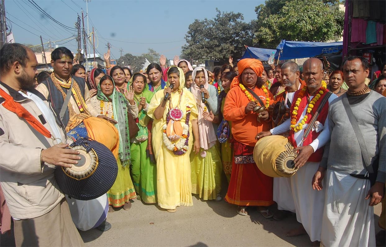 Sankirtan procession taken out on the occasion of Srila Jiva Goswami's disappearance day

- The procession was welcomed by the townspeople at various places.