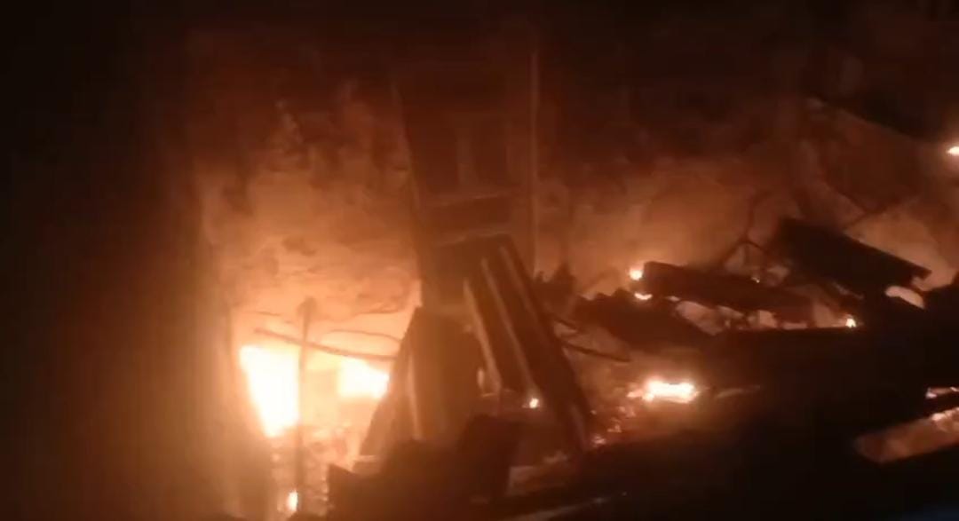 fire broke out in parking area of Thrissur railway station destroying approximately 500 two-wheeler vehicles