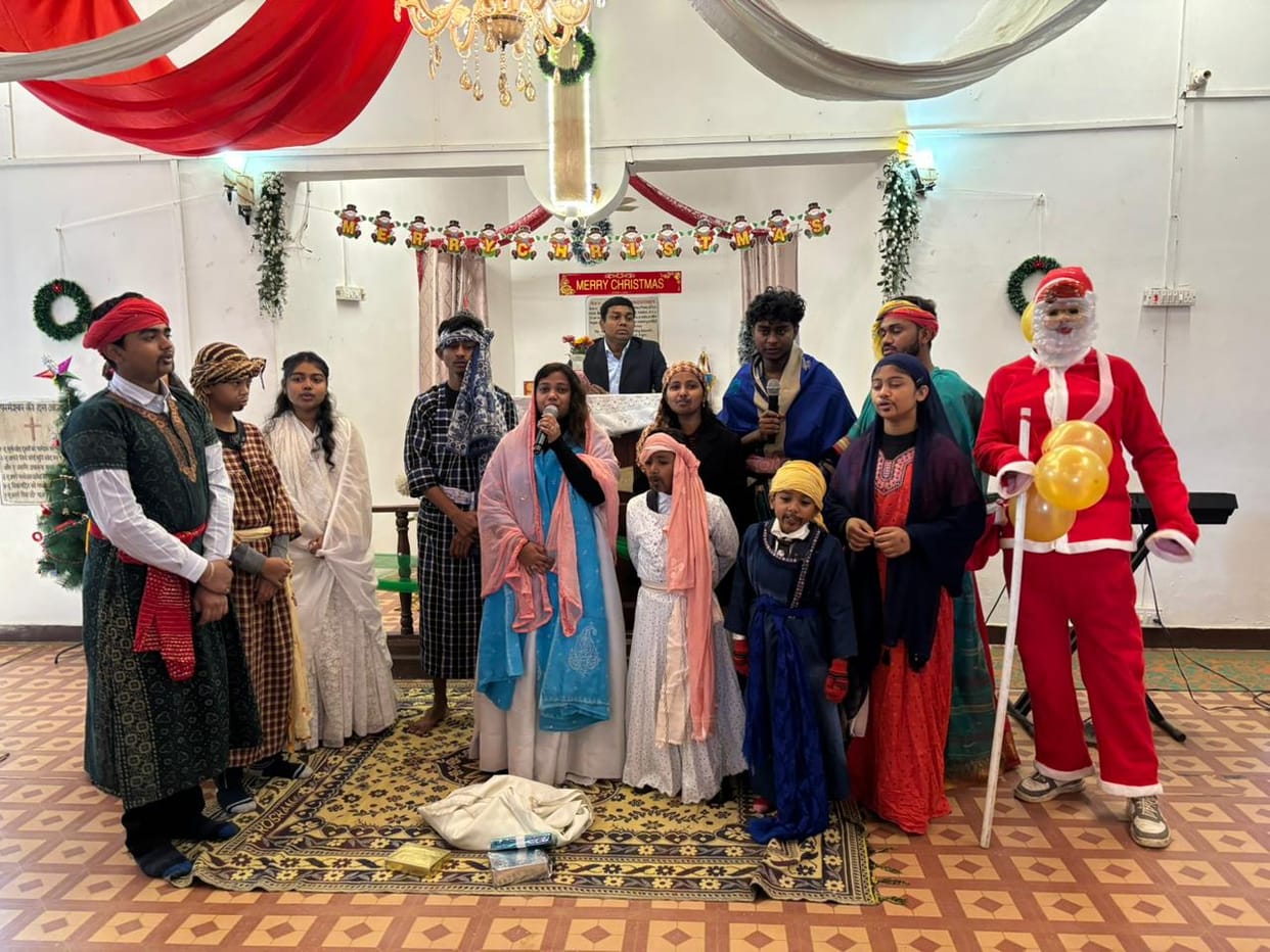 The Christian community was immersed in the celebration of the birth of Lord Jesus.