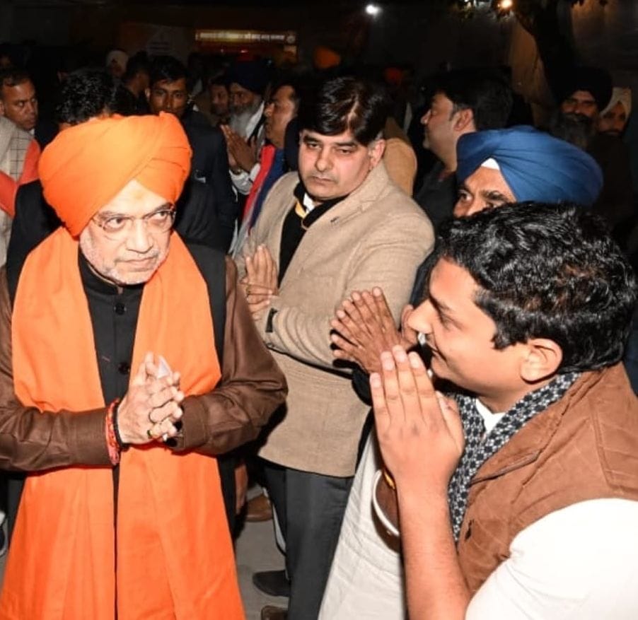 Captain Yogesh Bairagi met with Home Minister Amit Shah.