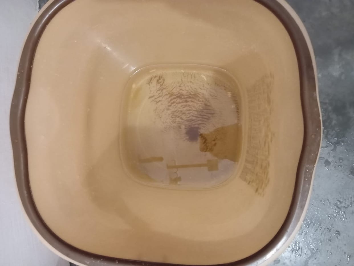 Dirty water coming into Maheshnagar houses, people worried