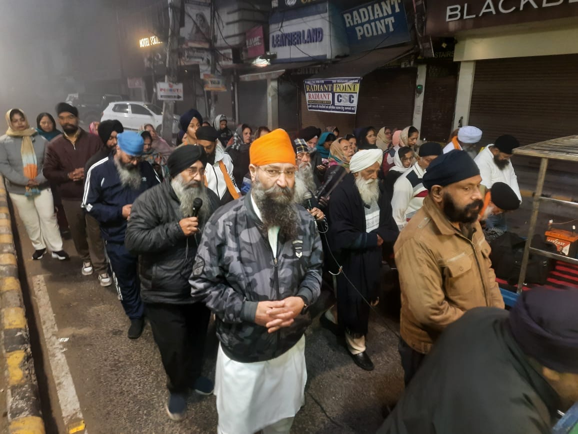 Organizing a joint morning procession in connection with the festival of light