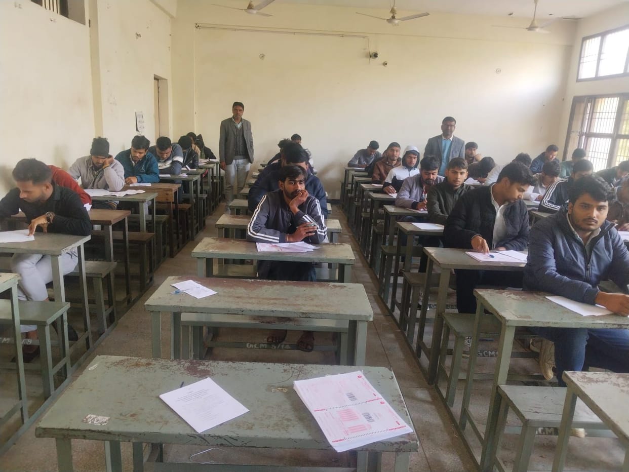 IGU declared a holiday during the exams, principal and professors are upset.