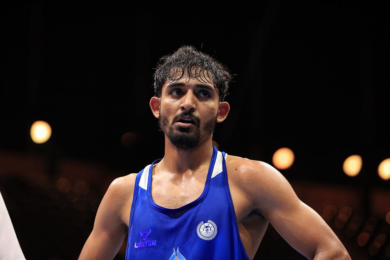 Mohit landed punches in Dubai.