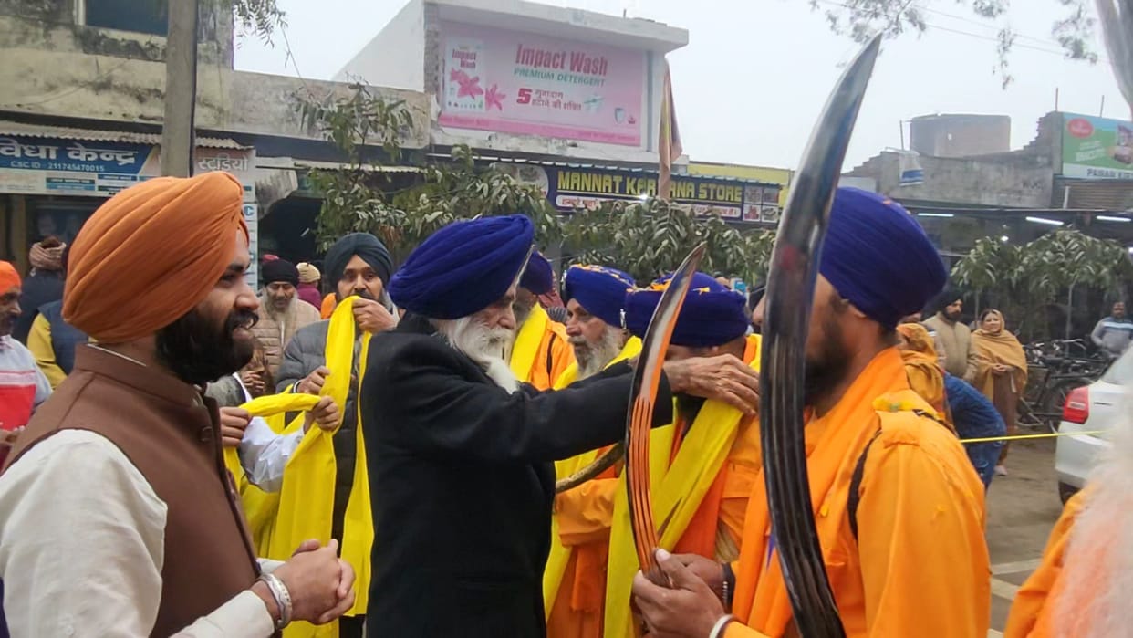 Three-day Shahidi Jod Fair starts, Sangat Ne Navaya Sheesh